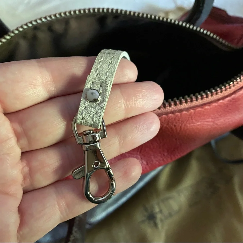 Old Trend hand painted ombre satchel - Picture 15 of 16